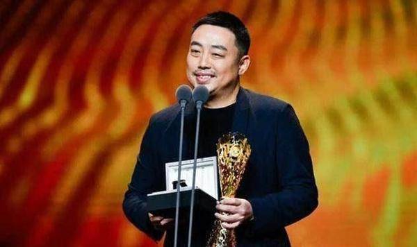 劉國(guó)梁豪宅曝光 客廳不放茶幾放乒乓球桌