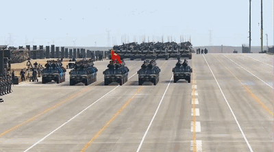 日本網(wǎng)友第一次看中國(guó)建軍節(jié)閱兵直播 啥反應(yīng)?