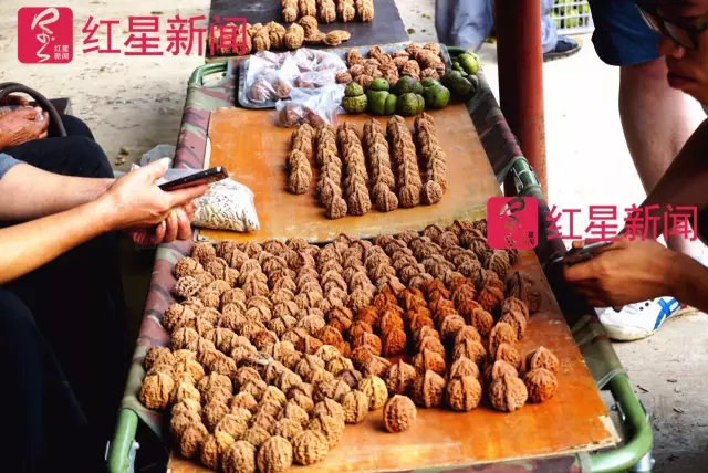 文玩核桃遇冷由幾萬一對降到5元沒人要？商戶否認