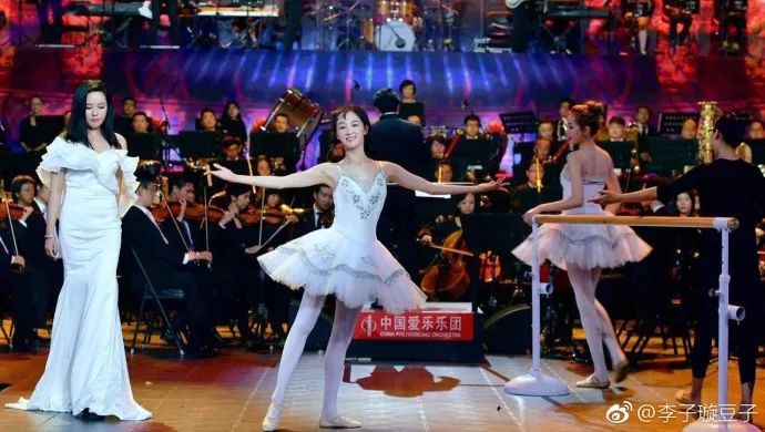 《創(chuàng)造101》主題曲公布，這個被吐槽油膩的c位是什么來頭？