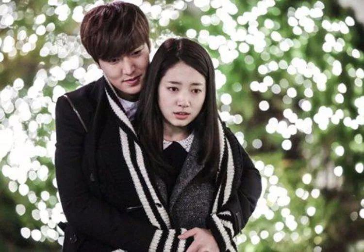 從李敏鎬到李棟旭，再次分手的“男神收割機”裴秀智被嘲太花心？