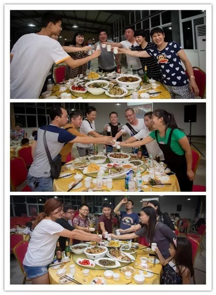 看我們的飯菜豐盛嗎？