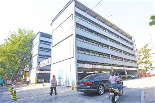 鄭州緩解停車難：專家為立體車庫(kù)開(kāi)“方”