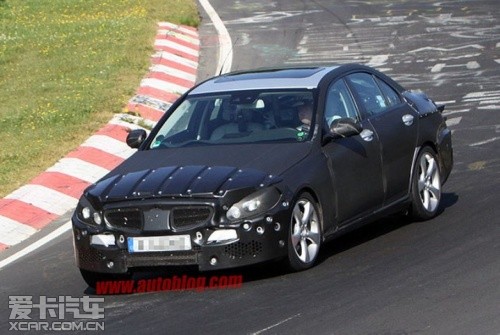 新一代奔馳C級(jí) 新一代奔馳C級(jí)