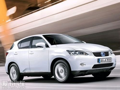 早先曝光的雷克薩斯緊湊級跨界車假想圖 早先曝光的雷克薩斯緊湊級跨界車假想圖