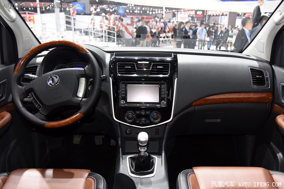 東風(fēng)風(fēng)行F600 東風(fēng)風(fēng)行F600