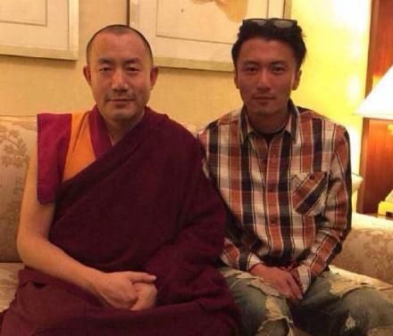 謝霆鋒與高僧合影 謝霆鋒與高僧合影