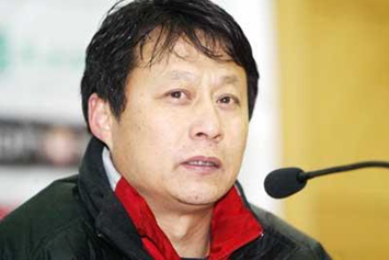 河南建業(yè)宣布主教練唐堯東下課 河南建業(yè)宣布主教練唐堯東下課