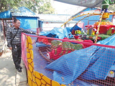 周口項(xiàng)城5歲女童被卷游樂(lè)場(chǎng)小火車車輪下身亡 周口項(xiàng)城5歲女童被卷游樂(lè)場(chǎng)小火車車輪下身亡