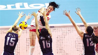 河南姑娘朱婷成“小榔頭”打球得獎(jiǎng)金全數(shù)交爹媽 河南姑娘朱婷成“小榔頭”打球得獎(jiǎng)金全數(shù)交爹媽