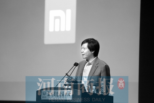 小米科技董事長(zhǎng)雷軍說(shuō)，互聯(lián)網(wǎng)思維就七個(gè)字：專注、口碑、極致、快