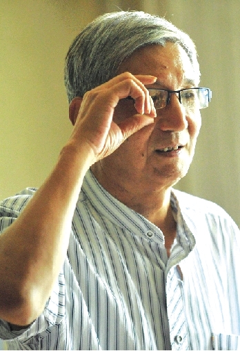 河南作家李佩甫《生命冊》獲第九屆茅盾文學(xué)獎(jiǎng) 河南作家李佩甫《生命冊》獲第九屆茅盾文學(xué)獎(jiǎng)