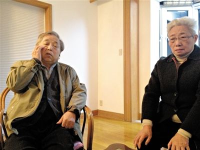 前晚，年過七旬的劉光嘉及妻子向記者講述強拆經過。