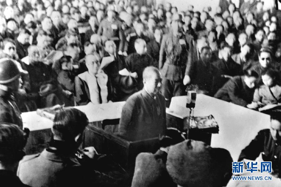 這是抗日戰(zhàn)爭勝利后，制造南京大屠殺的主要罪犯、日軍第6師團師團長谷壽夫被押上審判臺并被處死刑。