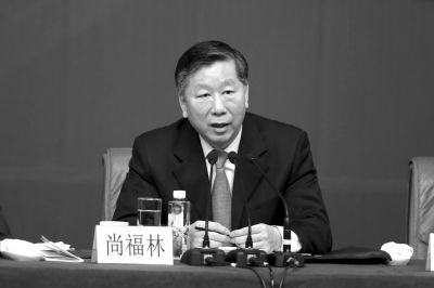 銀監(jiān)會(huì)主席尚福林。記者王海欣攝