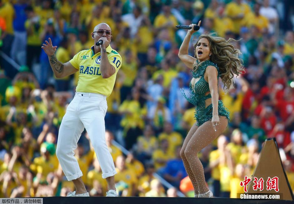 北京時(shí)間6月13日凌晨2時(shí)，巴西世界杯正式拉開(kāi)帷幕。