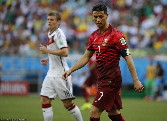 C羅無(wú)奈 C羅無(wú)奈