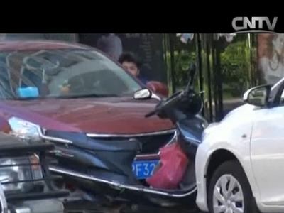 實(shí)拍公安部A級(jí)攜槍逃犯落網(wǎng) 實(shí)拍公安部A級(jí)攜槍逃犯落網(wǎng)