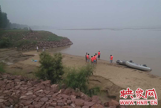 救援現(xiàn)場 救援現(xiàn)場