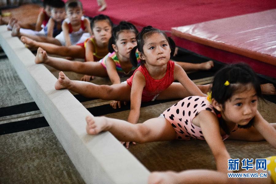 體操少年的別樣暑假 體操少年的別樣暑假