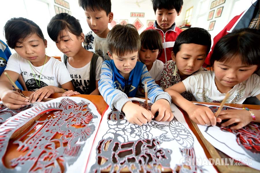 中國日報聚焦各地迎“六一”兒童節(jié) 中國日報聚焦各地迎“六一”兒童節(jié)