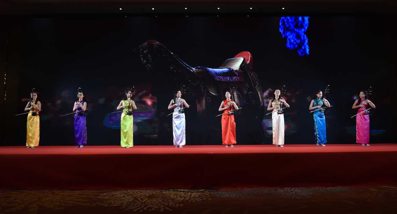 聽(tīng)豫劇看少林功夫 上合總理會(huì)文藝演出滿滿噠河南特色