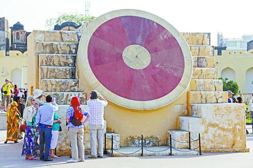 印度占星術(shù)在大學(xué)開課 遭科學(xué)家強(qiáng)烈反對 印度占星術(shù)在大學(xué)開課 遭科學(xué)家強(qiáng)烈反對