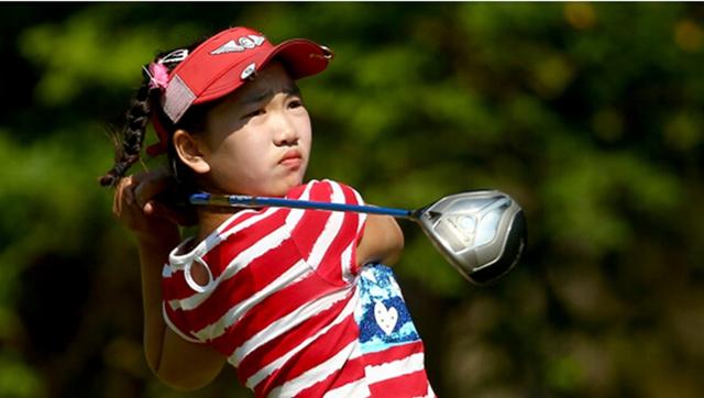 11歲華裔女孩現(xiàn)美國女子高爾夫賽 系史上最年輕 11歲華裔女孩現(xiàn)美國女子高爾夫賽 系史上最年輕