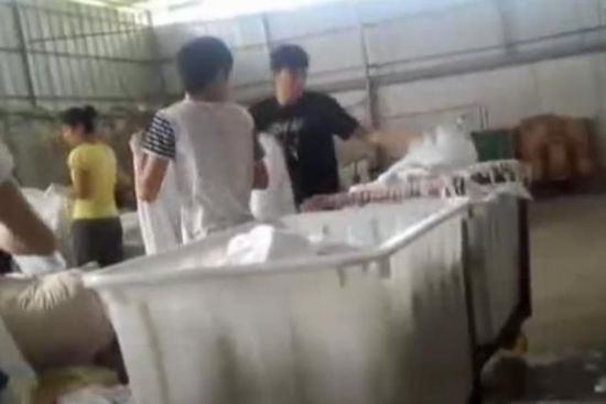 廣州一洗滌廠稱酒店床單九成不洗除非有血(圖) 廣州一洗滌廠稱酒店床單九成不洗除非有血(圖)