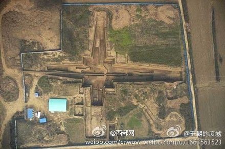 墓穴現(xiàn)場 墓穴現(xiàn)場