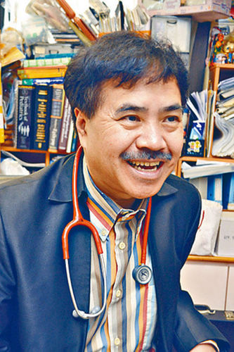 香港醫(yī)學(xué)會副會長誤將男嬰截指被求償數(shù)十萬港幣 香港醫(yī)學(xué)會副會長誤將男嬰截指被求償數(shù)十萬港幣