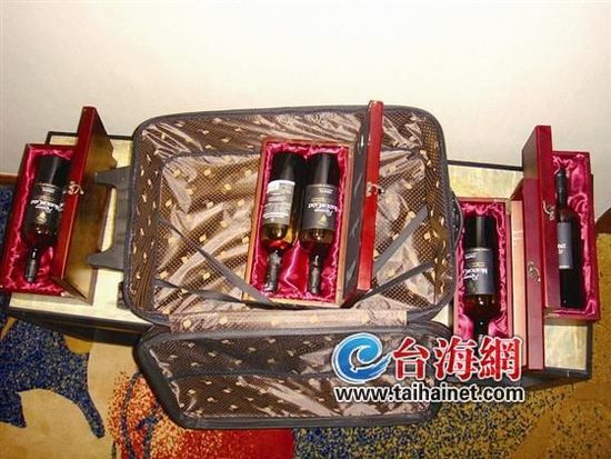 日本毒販來(lái)中國(guó)購(gòu)冰毒回國(guó)提煉 有黑幫背景 日本毒販來(lái)中國(guó)購(gòu)冰毒回國(guó)提煉 有黑幫背景