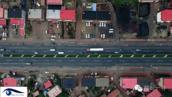 河北車禍?zhǔn)鹿矢甙l(fā)地 50條人命換不來一個紅綠燈 河北車禍?zhǔn)鹿矢甙l(fā)地 50條人命換不來一個紅綠燈