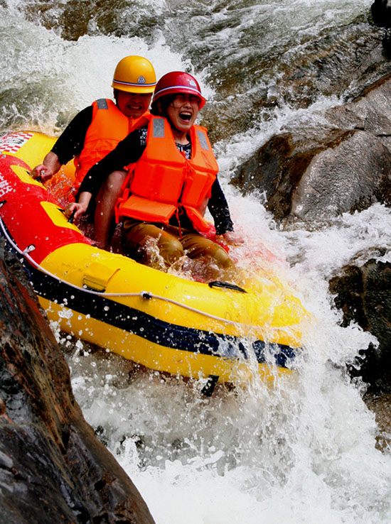 豫西大峽谷對全國中、高考學(xué)子0元門票開放(圖)