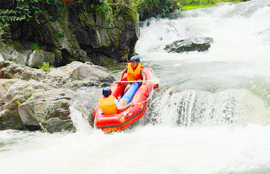 帶著萌娃暢爽夏日 感受“中原第一漂”——鸛河漂流 帶著萌娃暢爽夏日 感受“中原第一漂”——鸛河漂流
