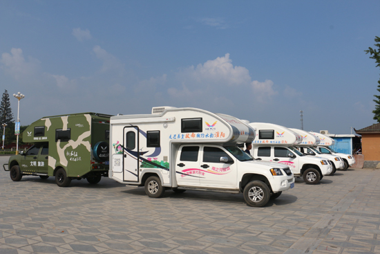 “房車游中原”活動(dòng)助力2015淮陽(yáng)龍湖賞荷月 “房車游中原”活動(dòng)助力2015淮陽(yáng)龍湖賞荷月