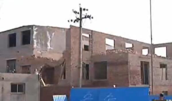 驚！拆遷隊拆房自身竟遭活埋