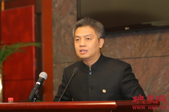 中央人民廣播電臺副臺長王曉暉在映象網(wǎng)上線儀式上講話 中央人民廣播電臺副臺長王曉暉在映象網(wǎng)上線儀式上講話