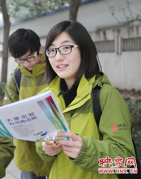 為報道兩會做準(zhǔn)備。