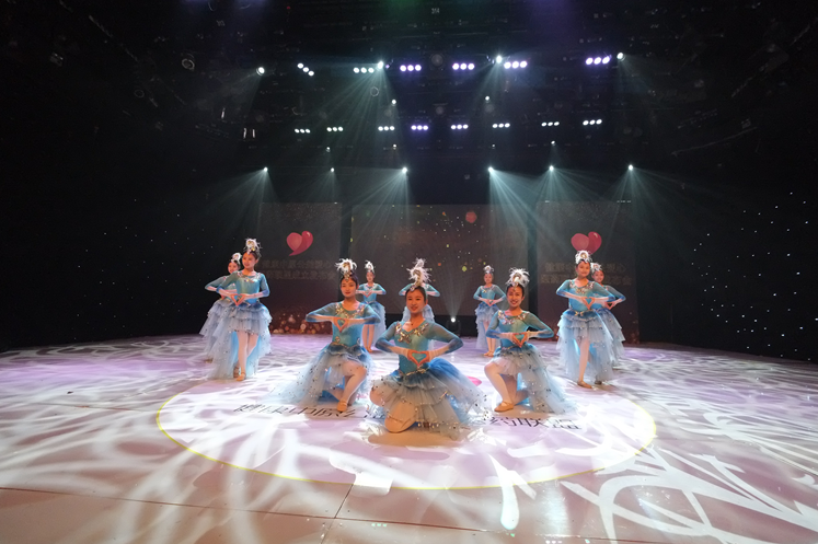 舞蹈《讓世界充滿(mǎn)愛(ài)》 舞蹈《讓世界充滿(mǎn)愛(ài)》