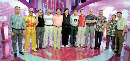 部分男嘉賓在節(jié)目錄制結(jié)束后合影 部分男嘉賓在節(jié)目錄制結(jié)束后合影