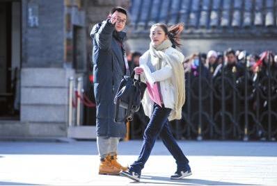 15年藝考熱度創(chuàng)新高 報(bào)錄比破百被稱(chēng)史上最難