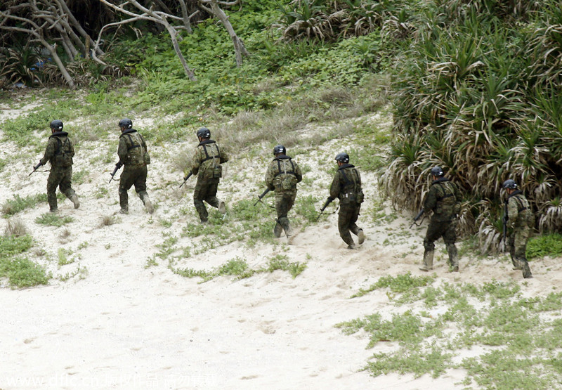 日在距中國(guó)最近無(wú)人島實(shí)施演習(xí) 日在距中國(guó)最近無(wú)人島實(shí)施演習(xí)
